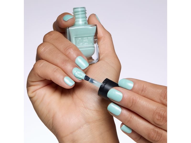 Catrice Nagellack Gel Affair 030 Oh So Fresh! Langanhaltender Gel-Nagellack in einem hypnotisierenden mintgrünen Farbton mit schimmerndem Perlmutt-Effekt
