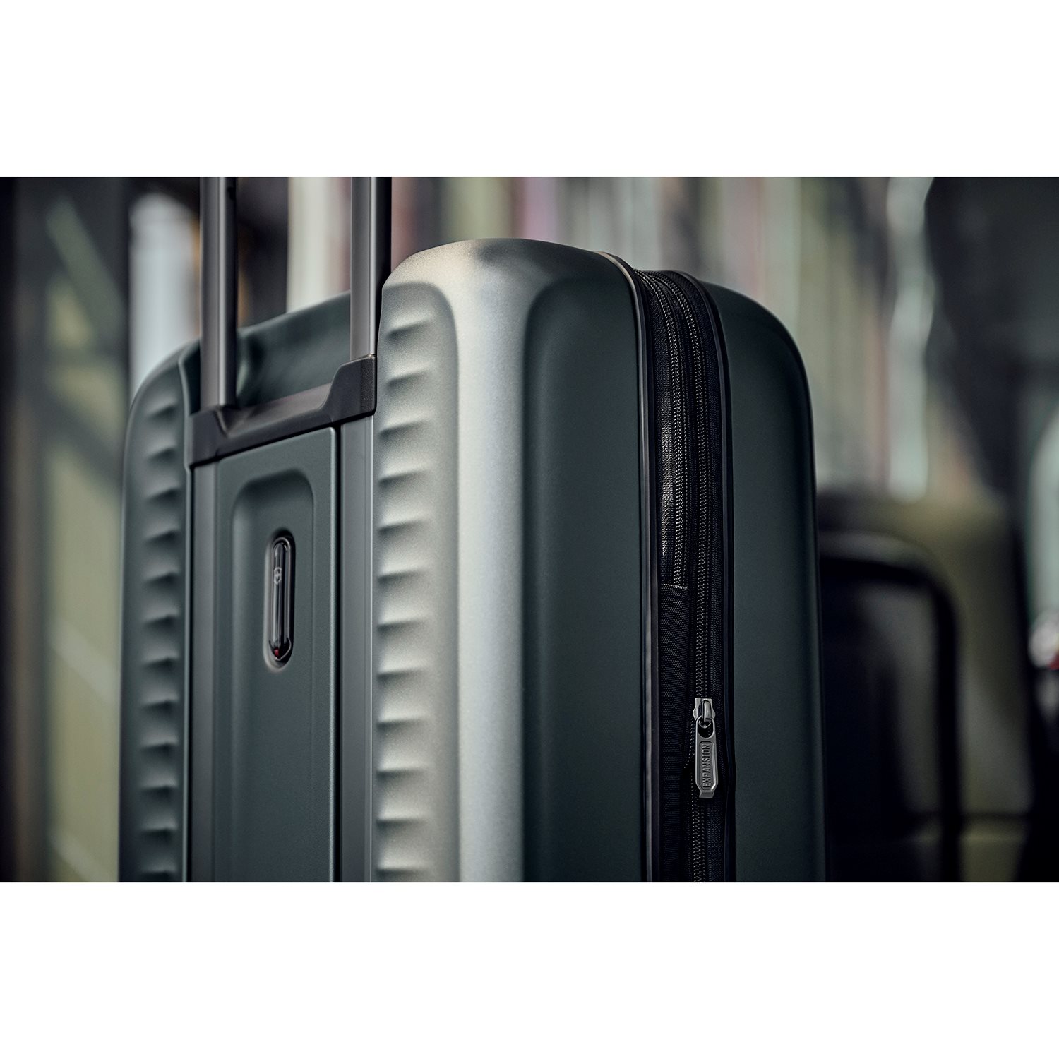 Victorinox Airox Advanced Medium Case black
