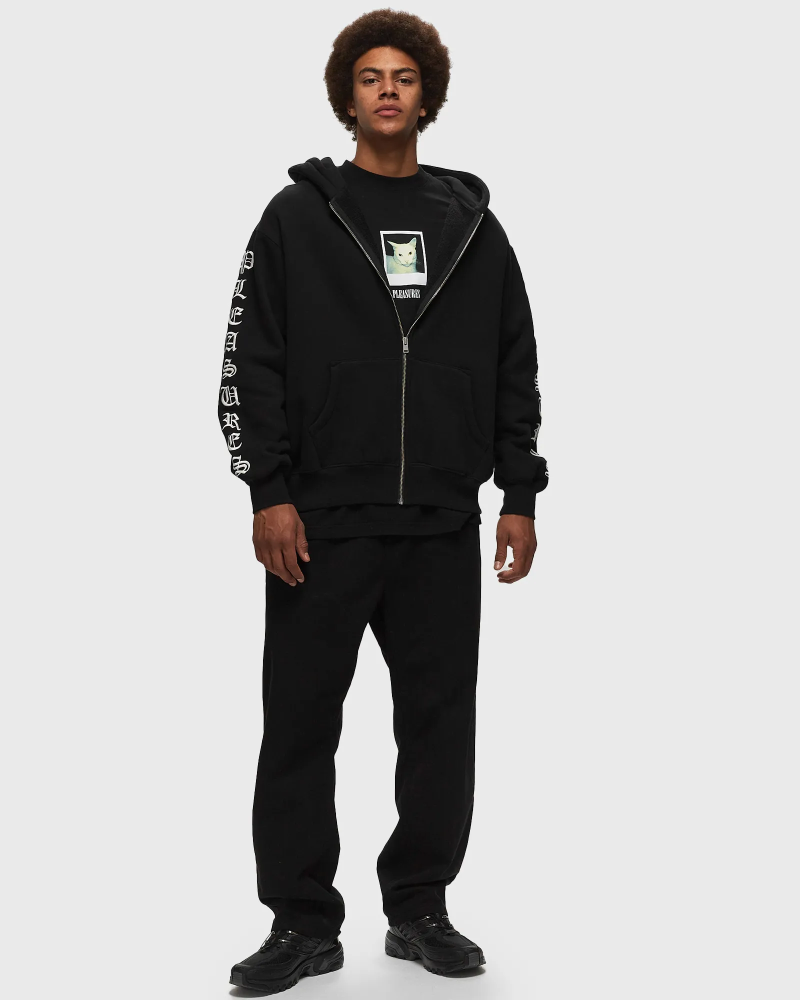 Pleasures OE ZIP UP HOODIE