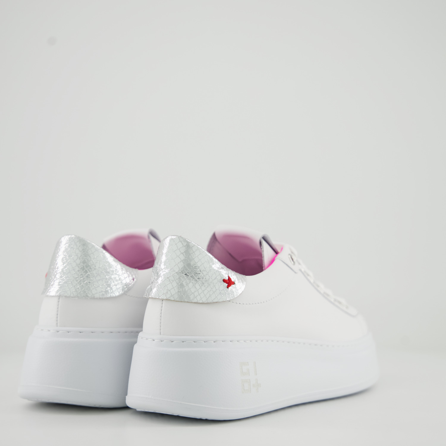 GIO+ Sneaker