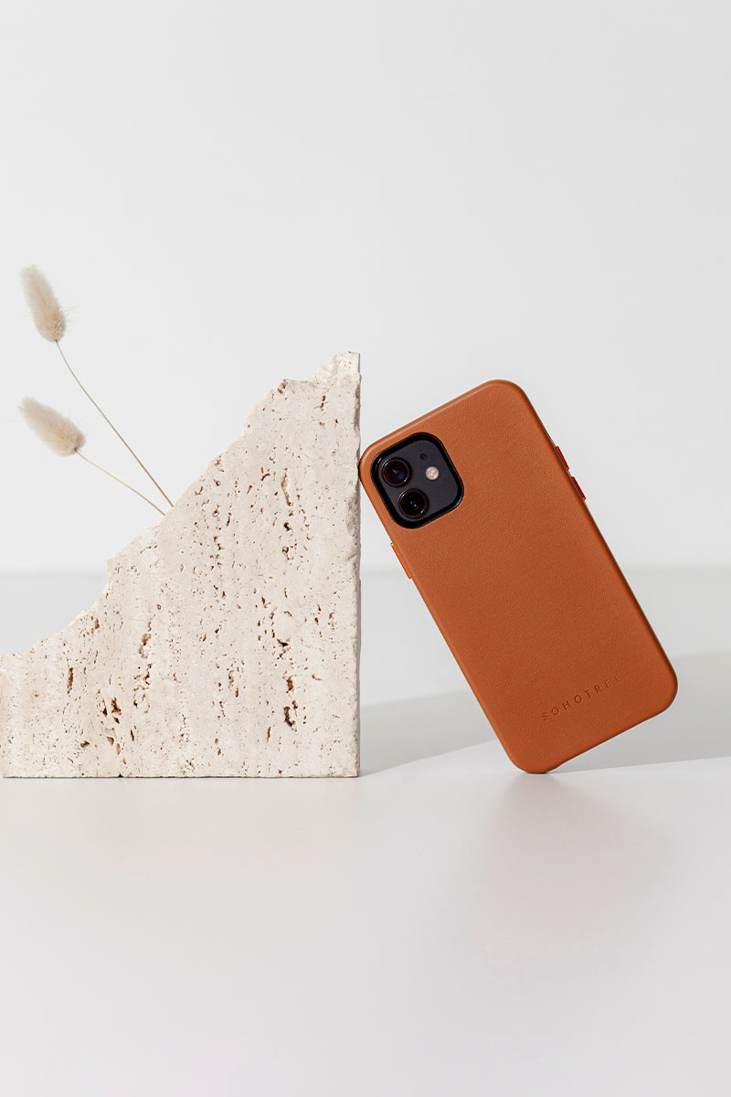 iPhone 13 Pro Max Fuji Schutzhülle aus Veganem Apfelleder - Black (Schwarz)