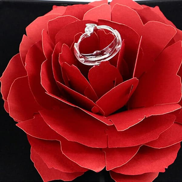 Ringeske med 3D-Rose i Papir - Rød