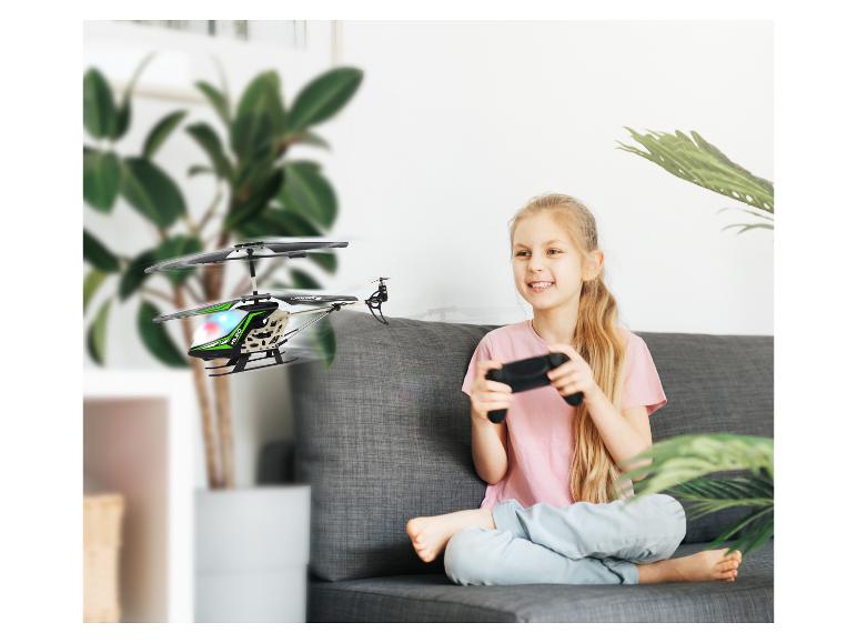 Bestuurbare helikopter of quadcopter