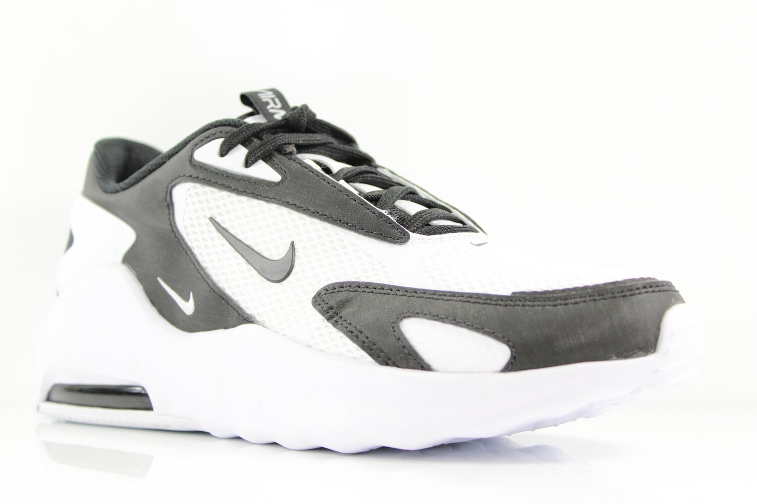 Nike Air Max Bolt (2)