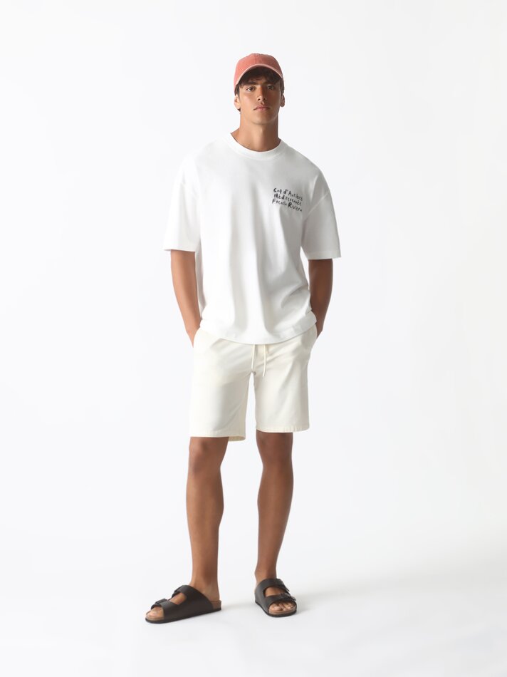 Camiseta Piqué com Estampa Frente e Verso - Branca