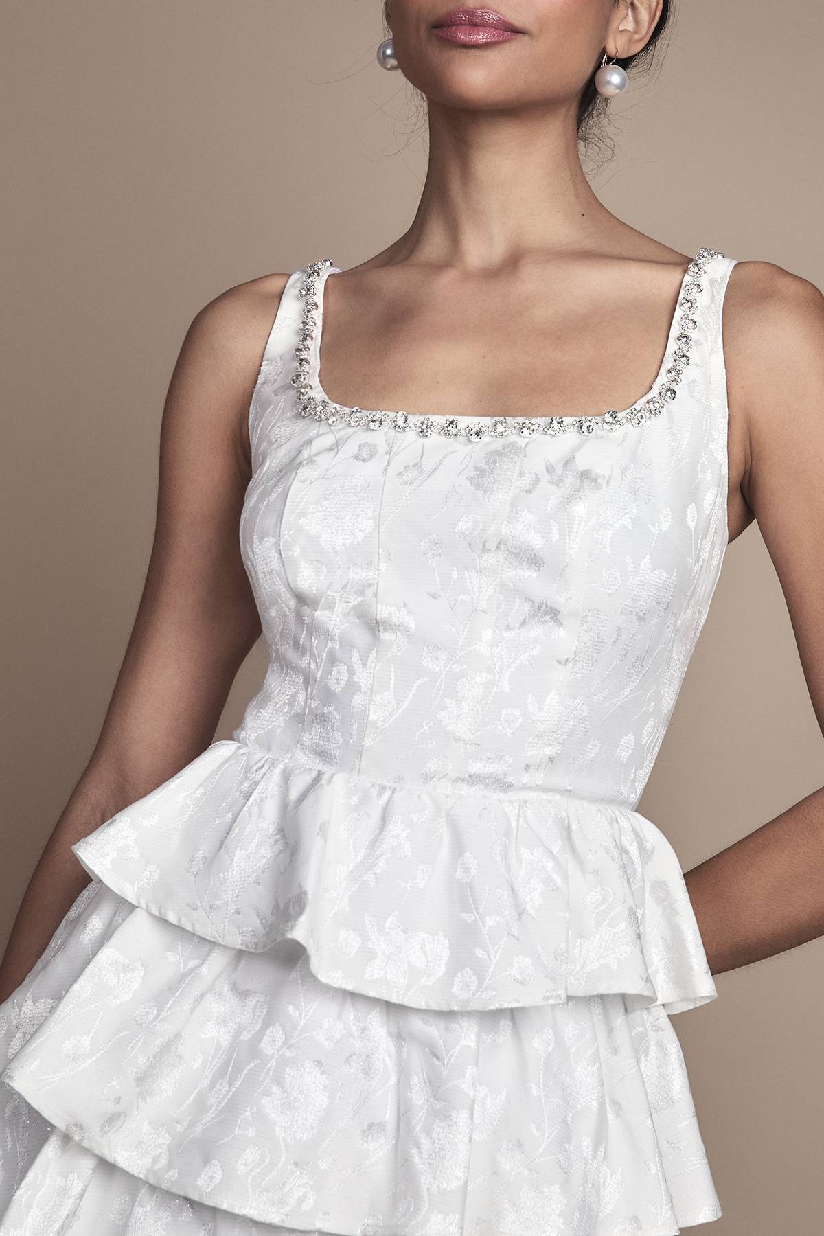 Coast Robe de Mariée Courte à Ourlet Volants