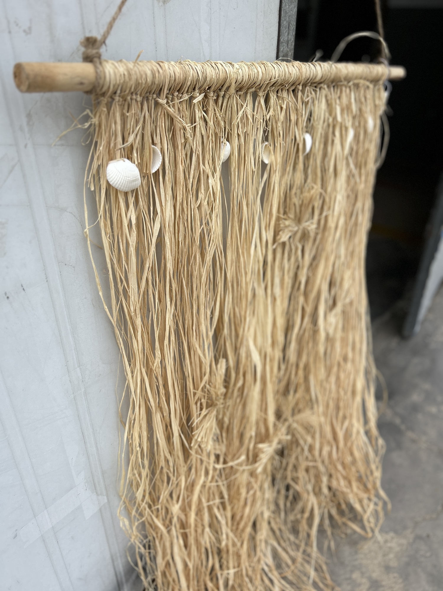 Wandornament aus Raffia-Gras, natur, H 100 cm, B 80 cm von fischer's lagerhaus