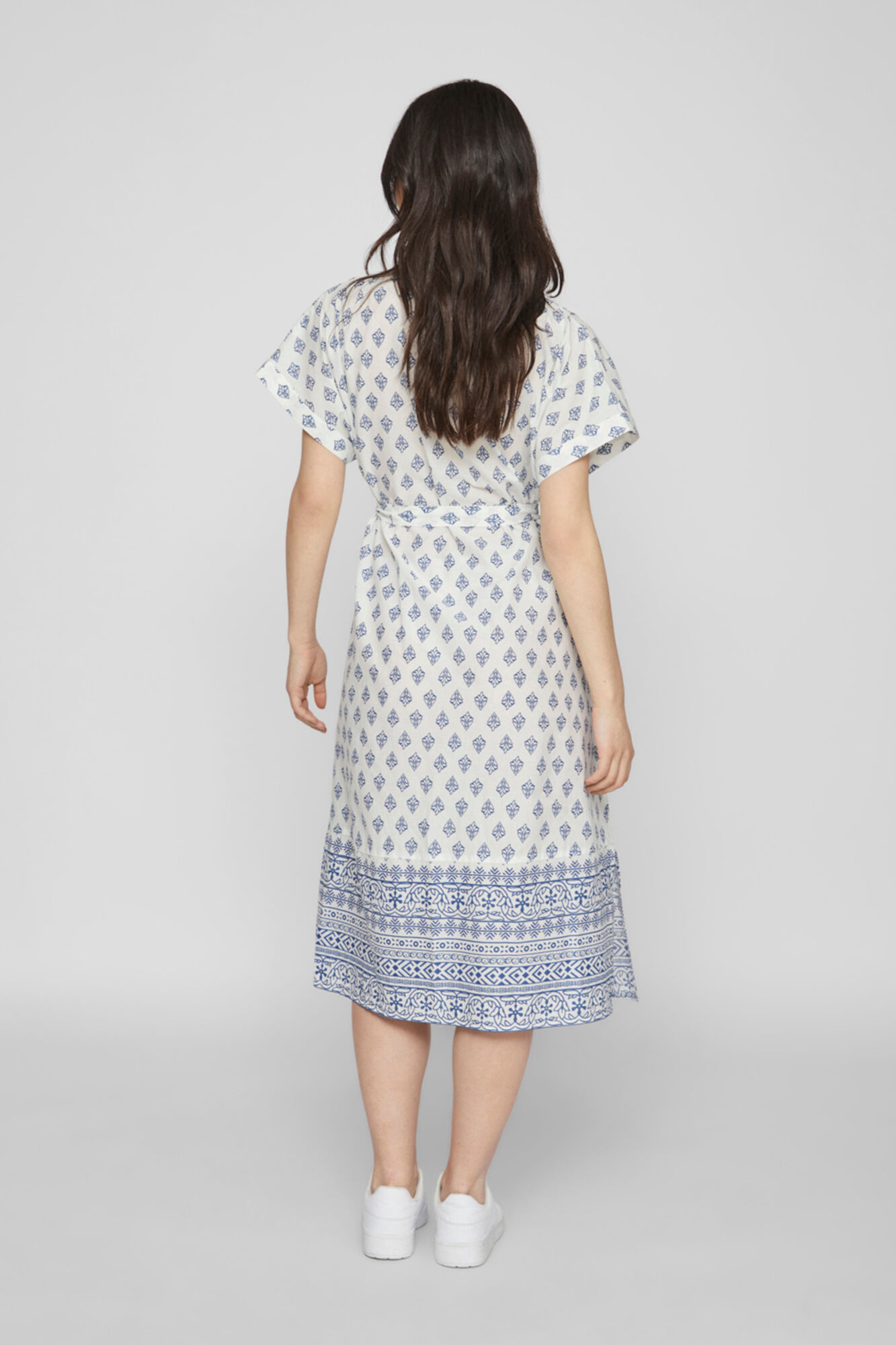 Vestido midi com gola mandarim - Branco