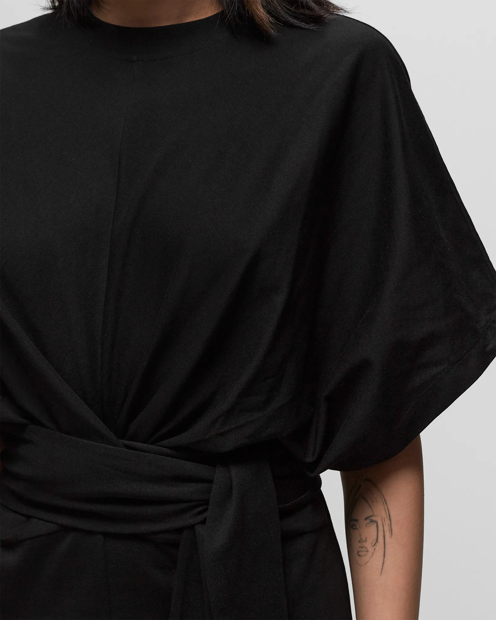 CLOSED WRAP DRESS