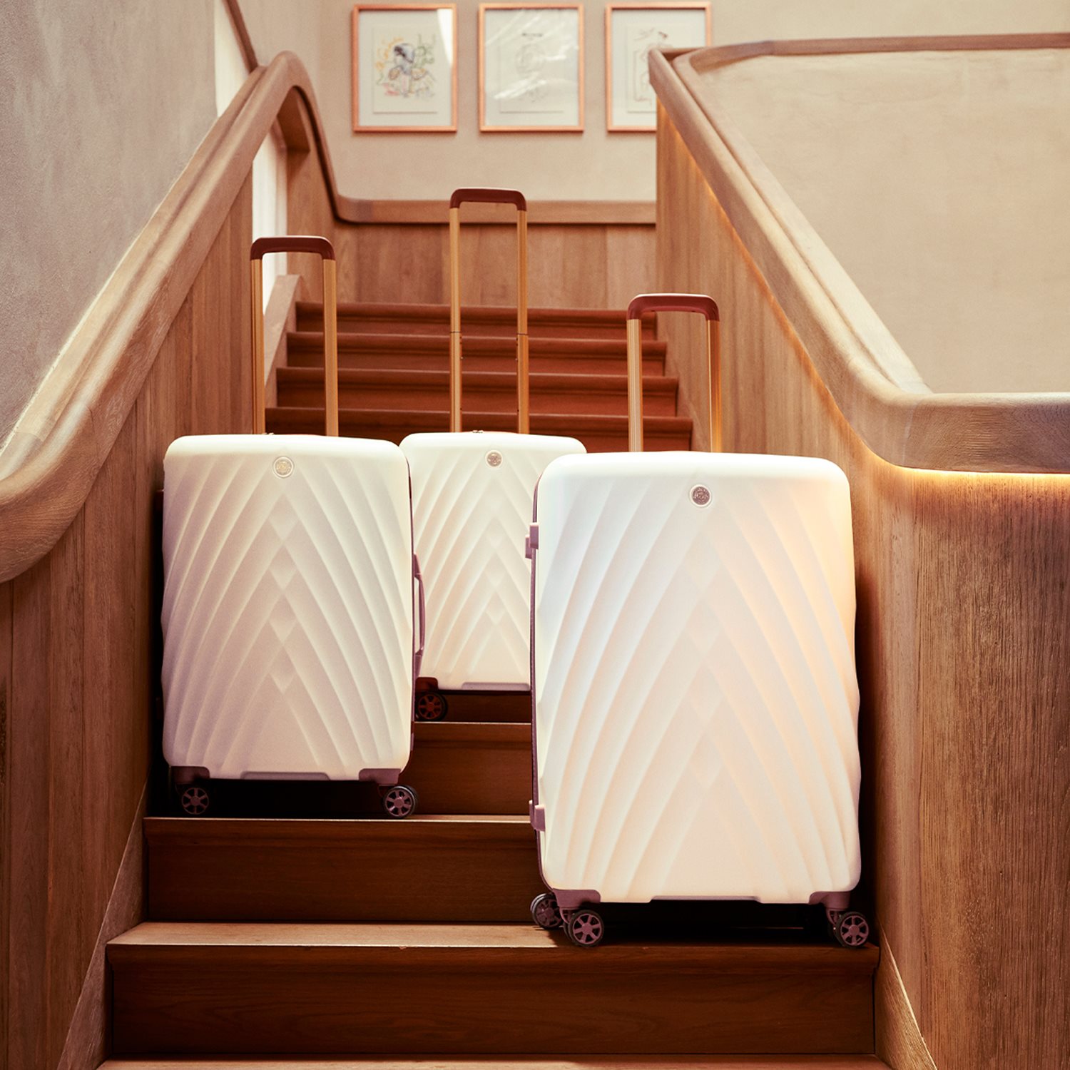 Le Sudcase Model One Medium Trolley marshmallow white