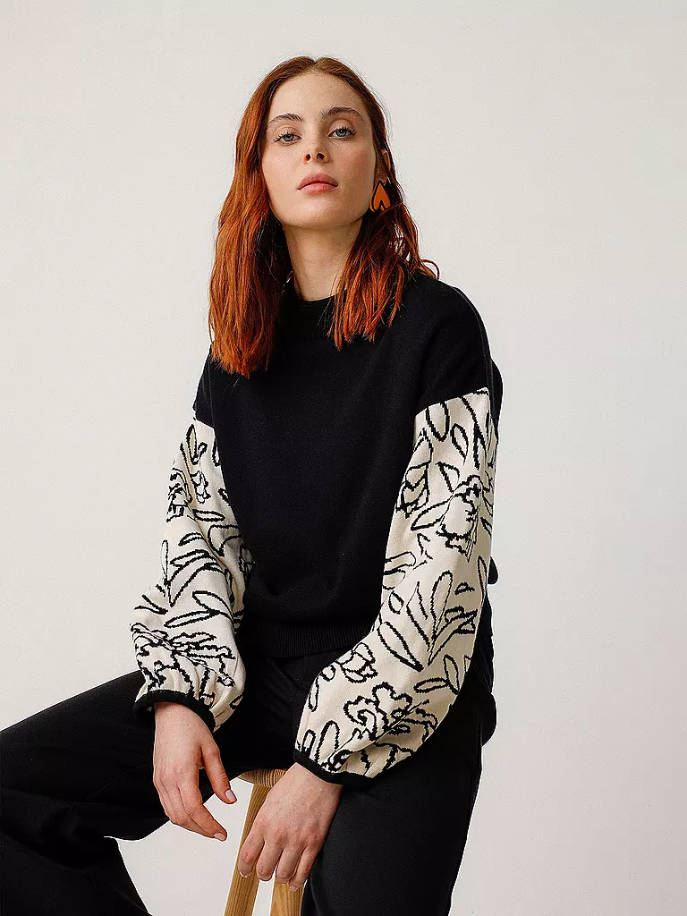 SKFK Pullover AITZA schwarz