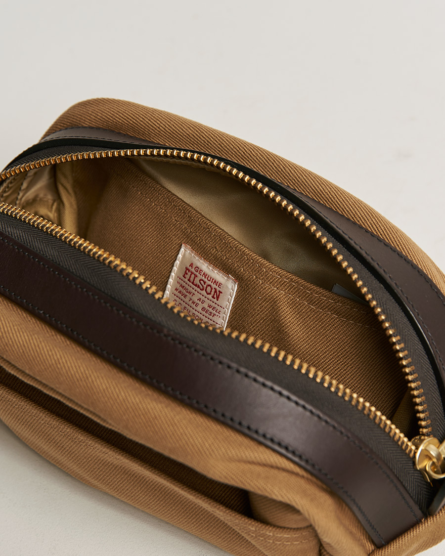 Filson Rugged Twill Travel Kit Tan