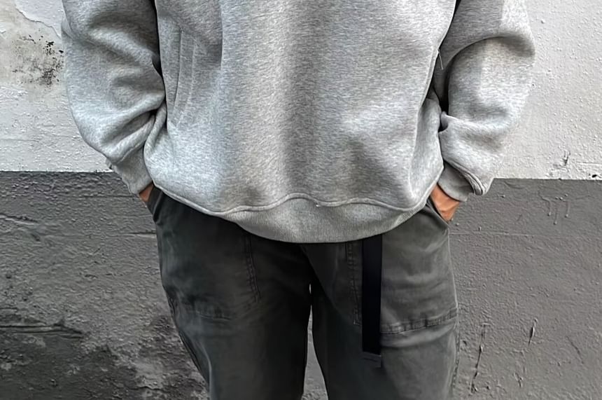 Urtishia - Sweatshirt met opstaande kraag en halve rits