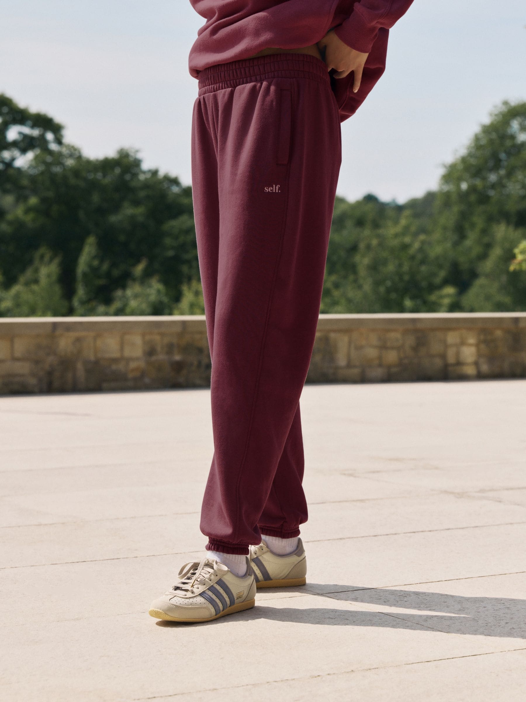 Bordeauxrood - Self. joggingbroek met boorden