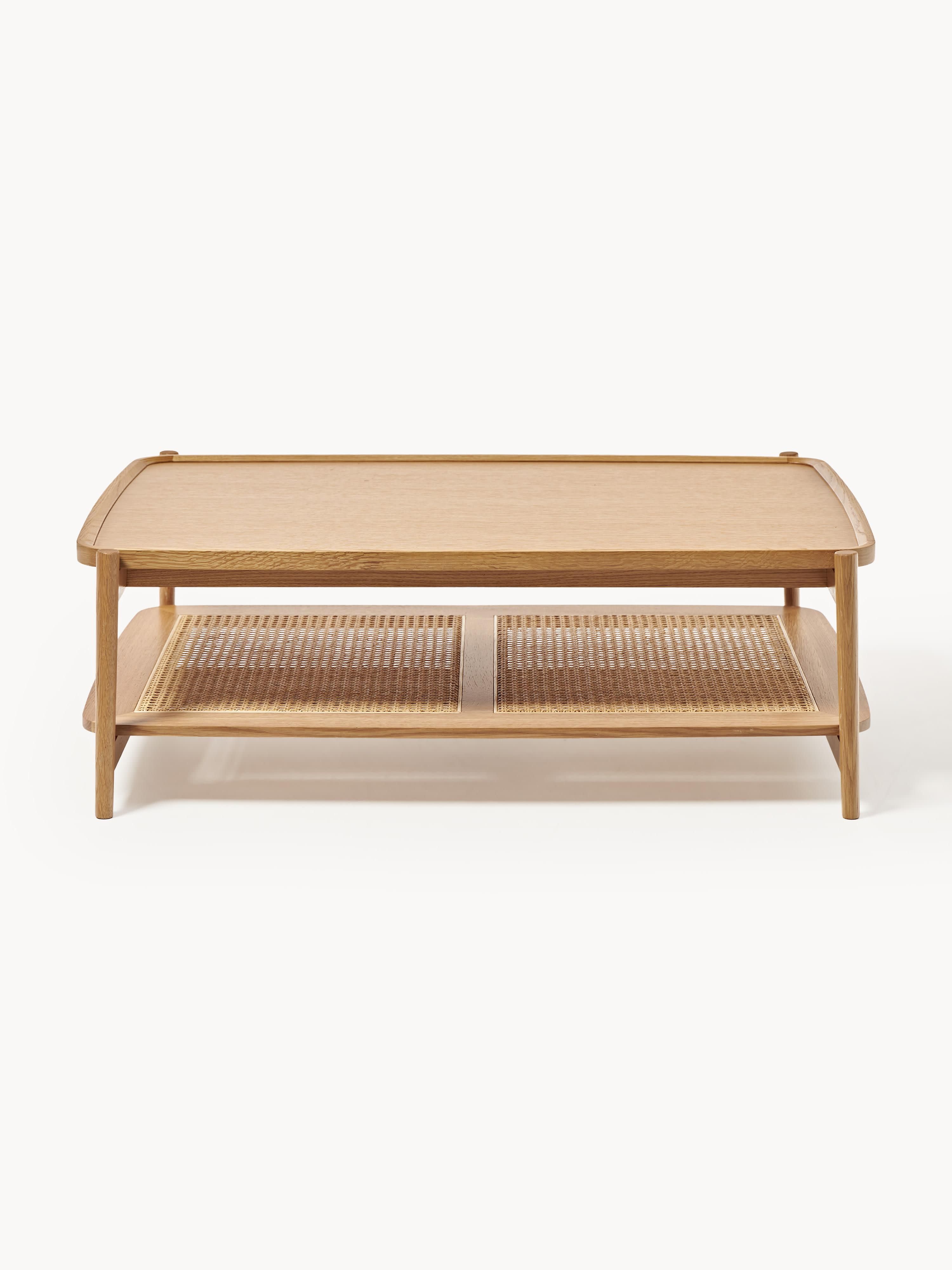 Houten salontafel Libby met plank van Weens vlechtwerk