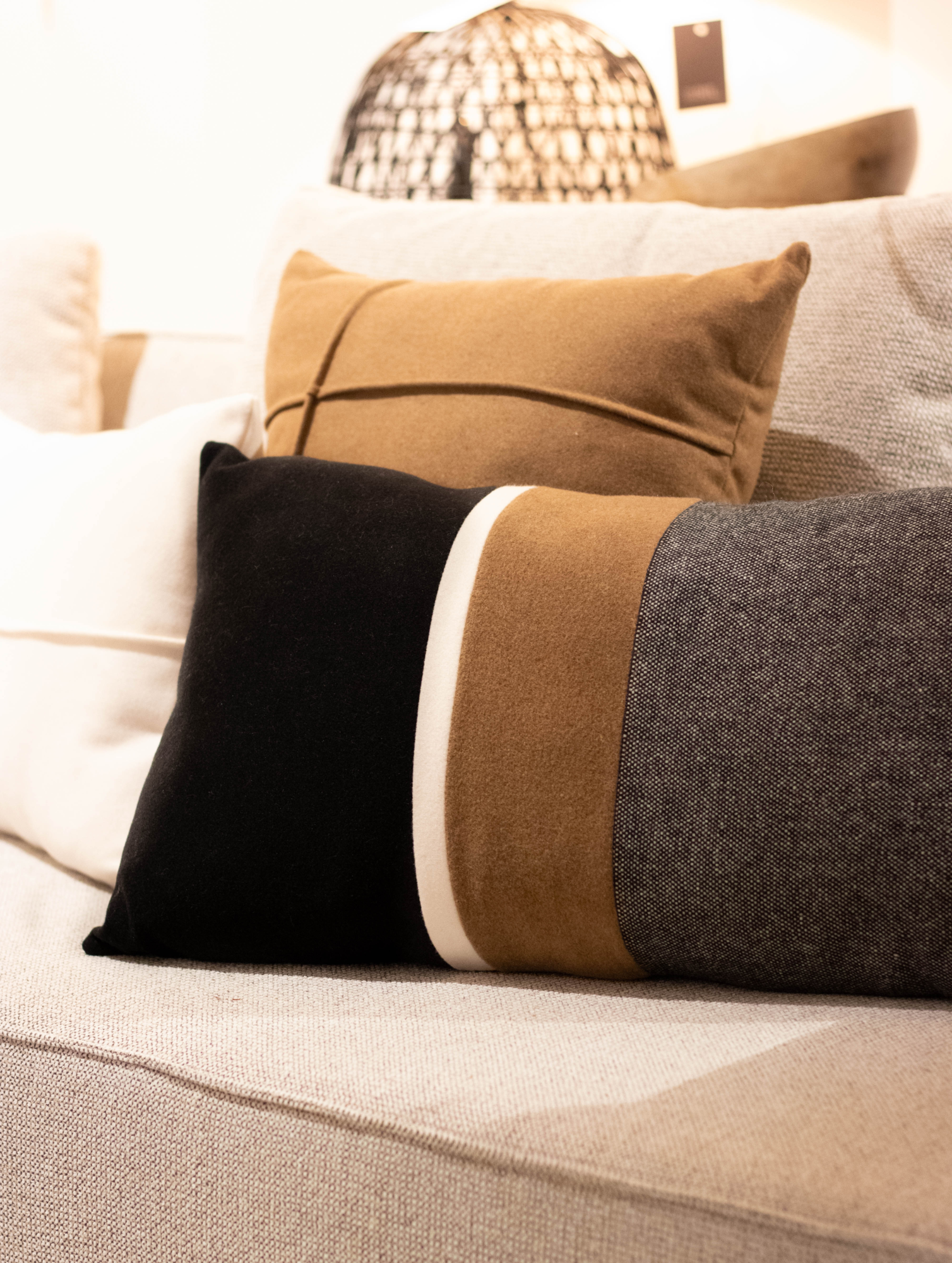 kussen colour blocking zw/wit rh