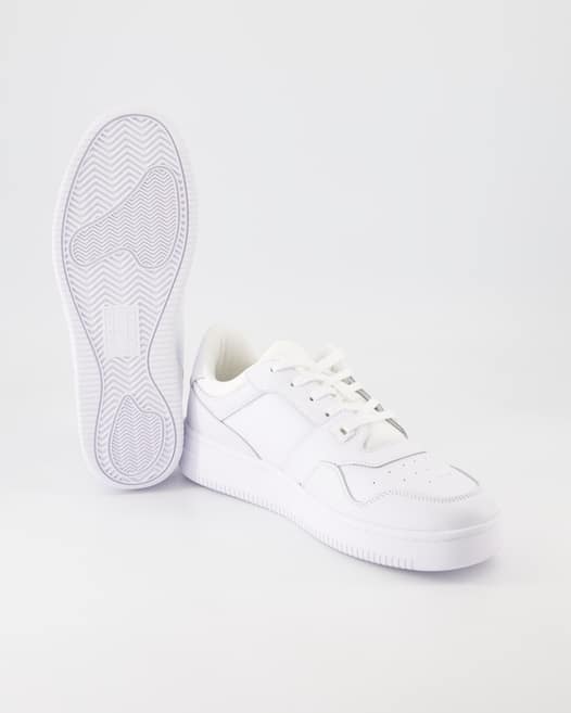 Tommy Hilfiger TJM Retro Basket Sneaker in Weiß