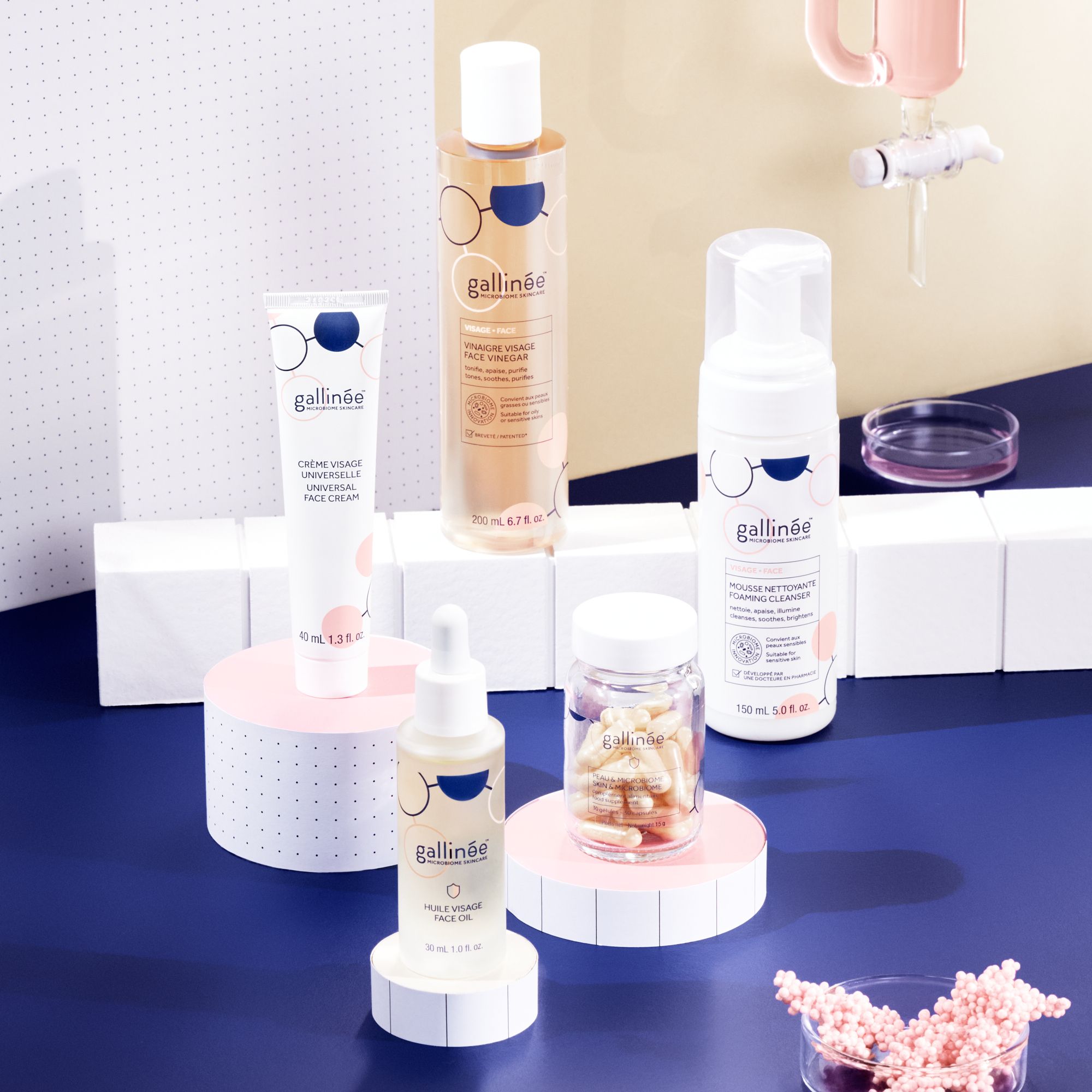 Gallinée Universal Face Cream - Zur Wiederherstellung der Hautbarriere - beruhigende feuchtigkeitsspendende Tagescreme für ein weiches und strahlendes Hautbild