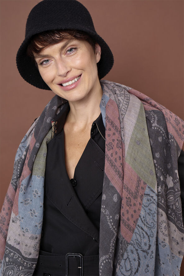 Bella Ballou COOL Hat 01