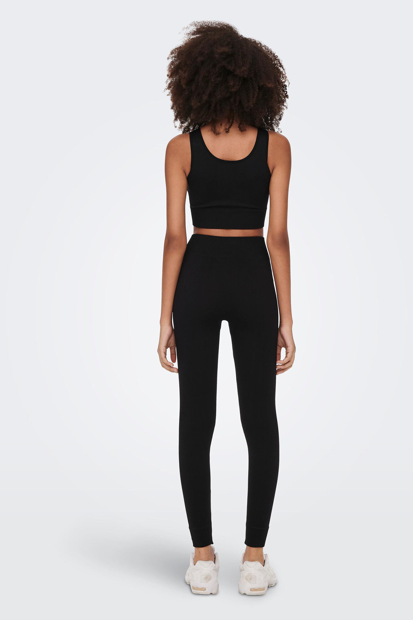 Legging canelada comprida e elástica