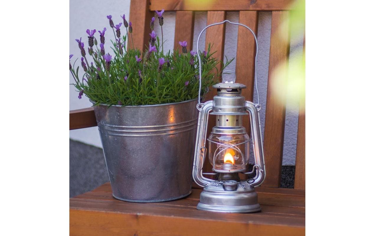 Laterne Baby Special 276, VerzinktZeitlose Outdoor-Beleuchtung