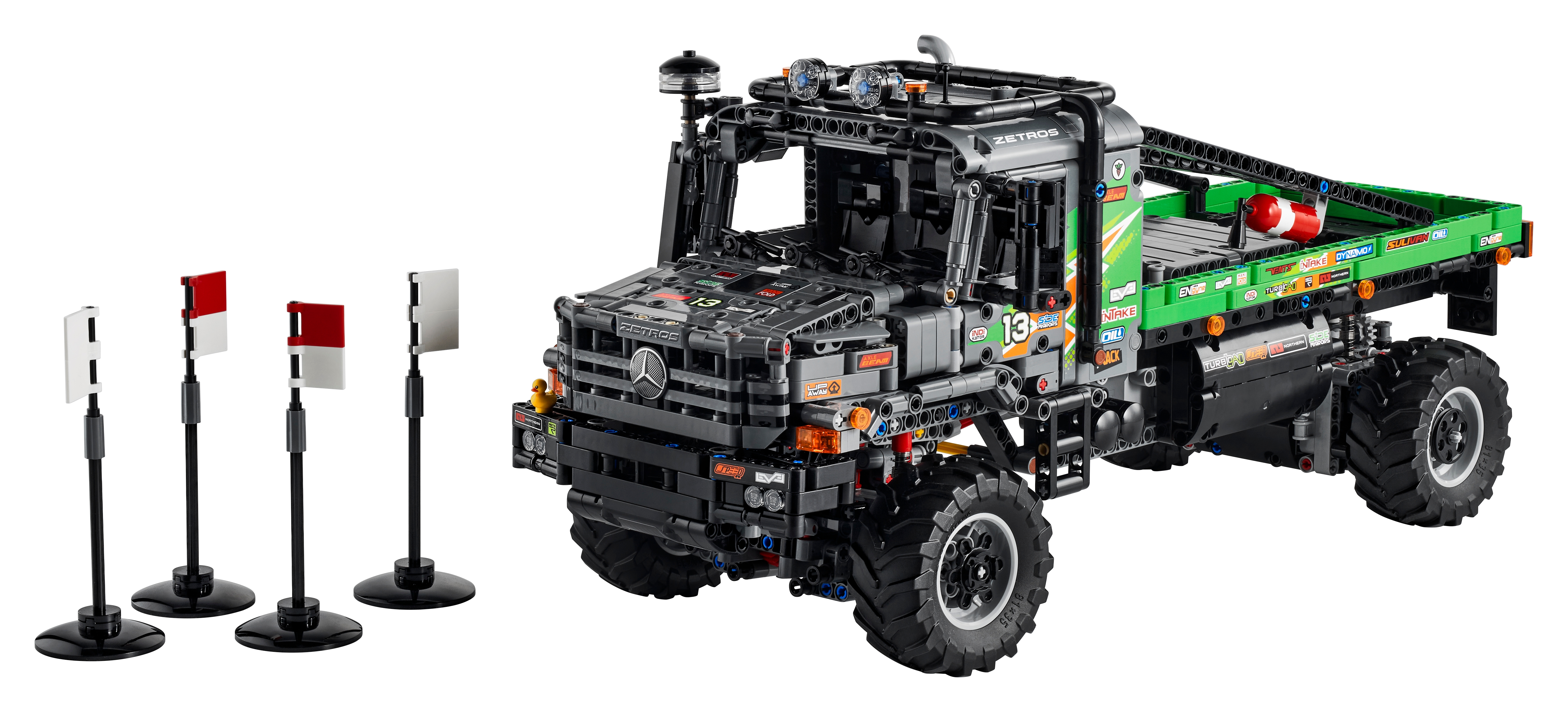 O caminhão de teste Mercedes-Benz Zetros 4x4 42129