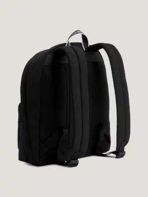 Mochila com logotipo em forma de cúpula
