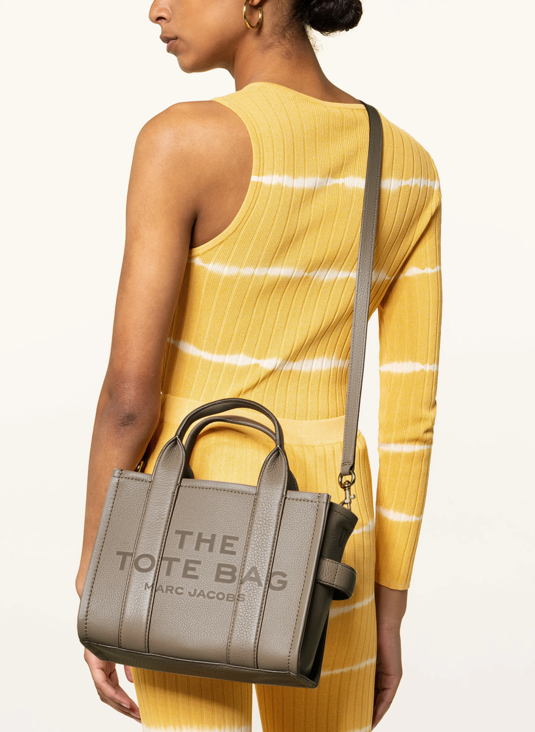 MARC JACOBS Shopper THE SMALL TOTE BAG LEATHER