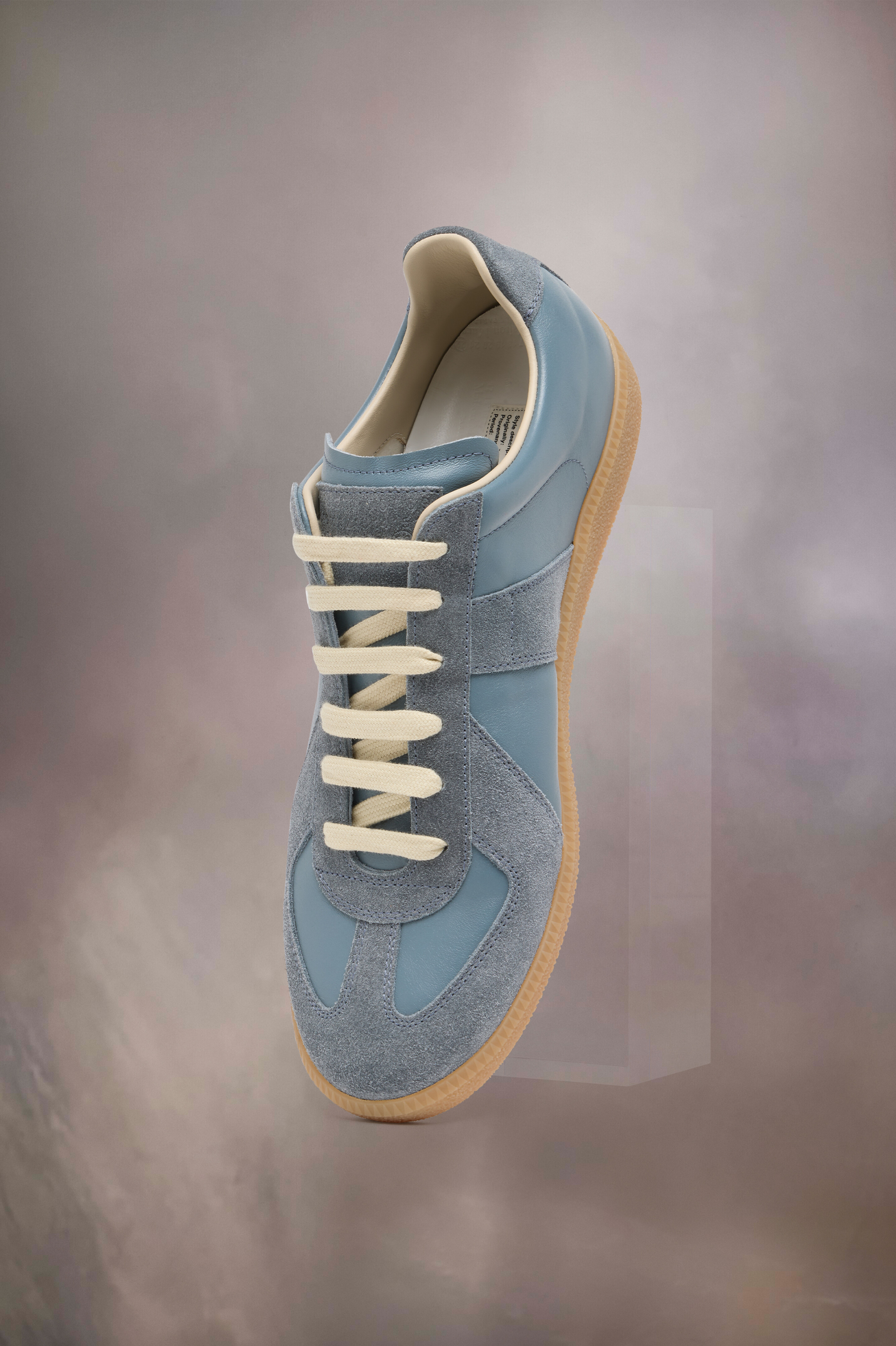 Sneakers Replica en cuir pour femme Nuage