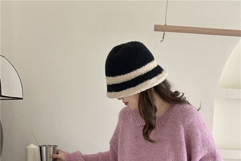 Beaustreet - Ronde hals effen oversized gebreide trui