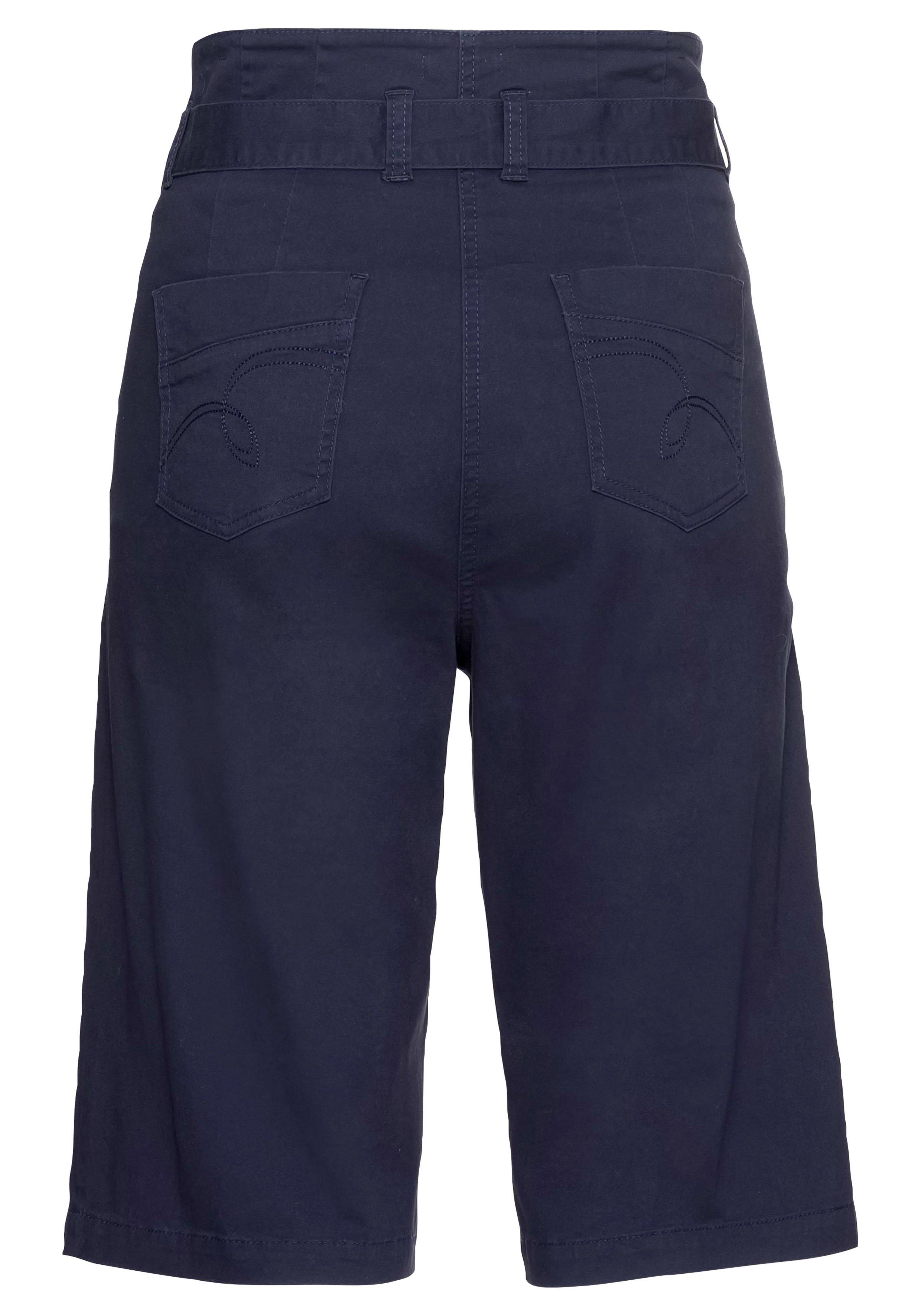 Twill-Bermudas mit High-Waist-Bund und Gürtel