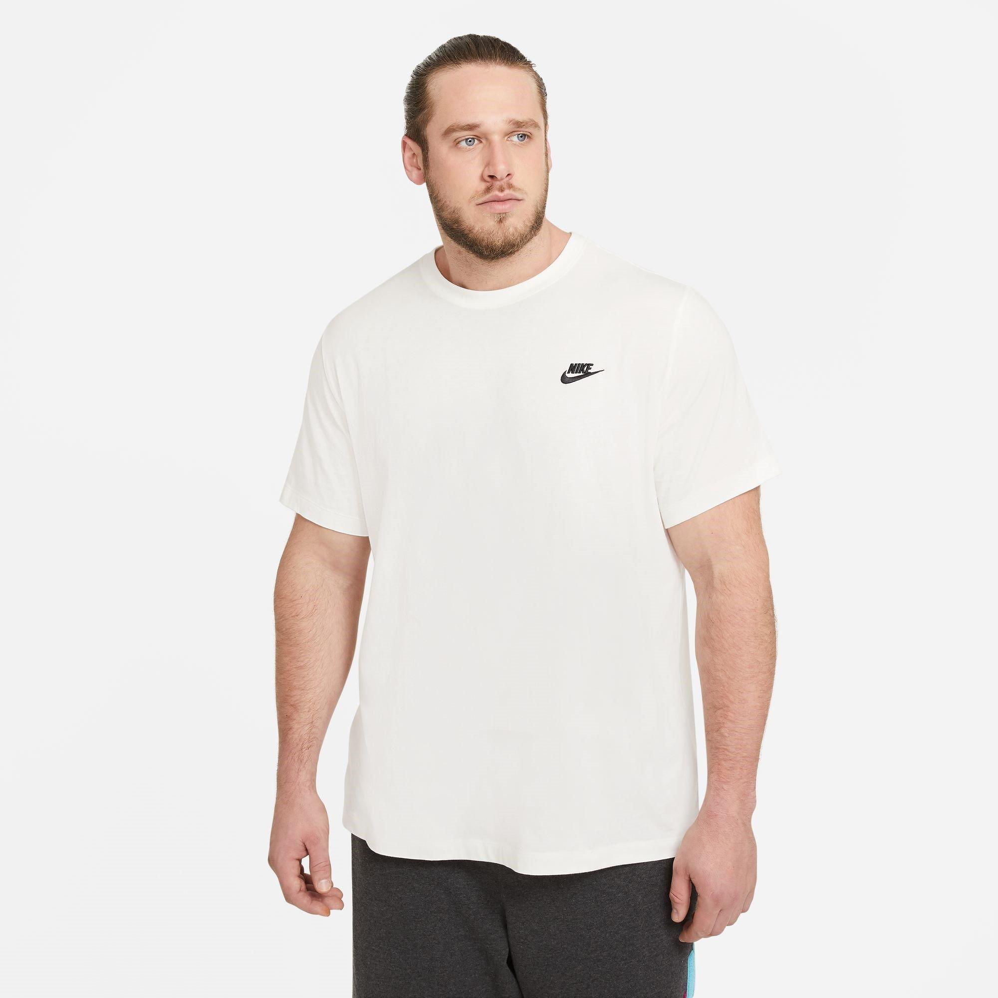 Nike Sportswear Club Men's T-Shirt