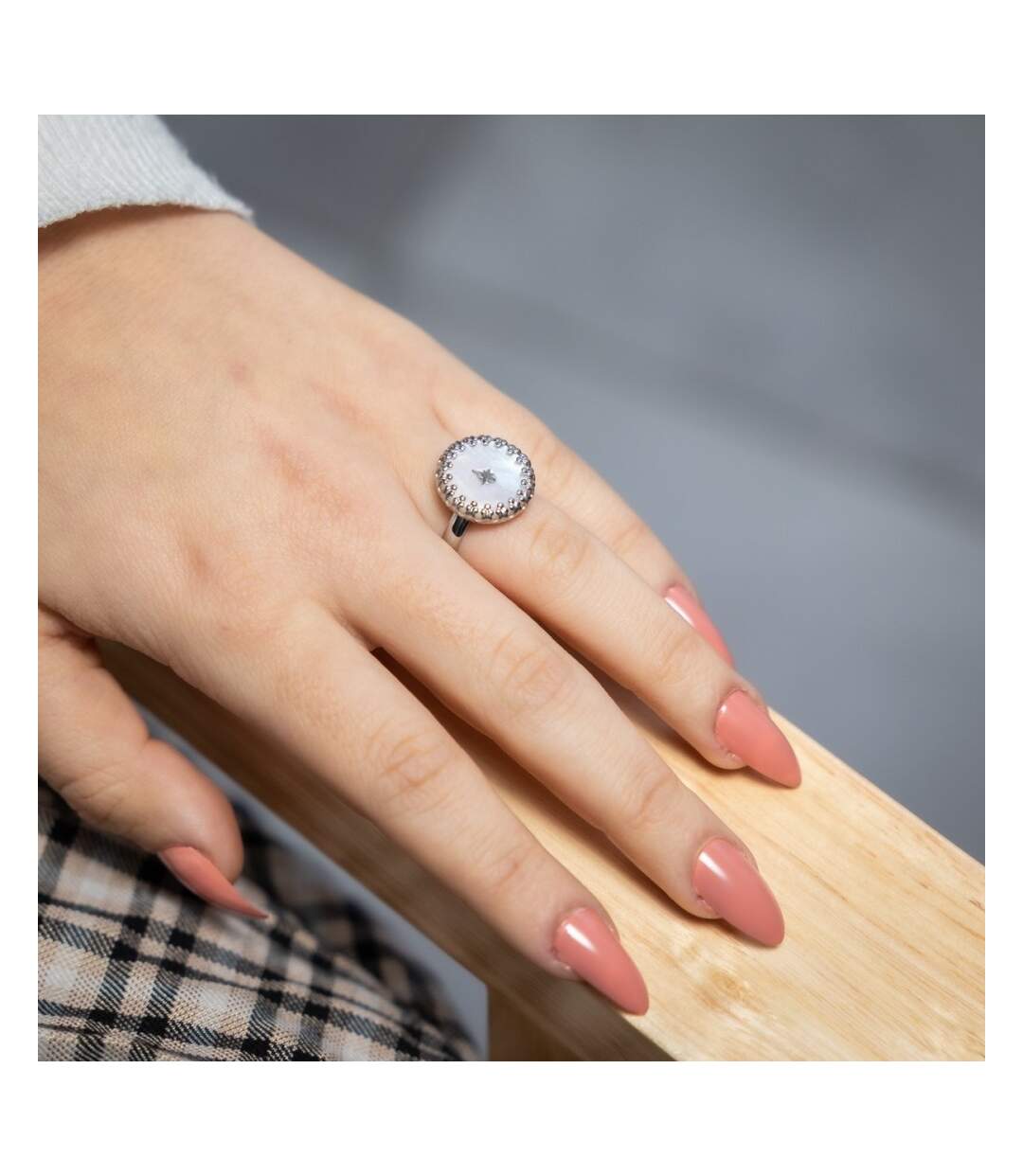 Magnifique Bague Femme Nacrée CALTHA