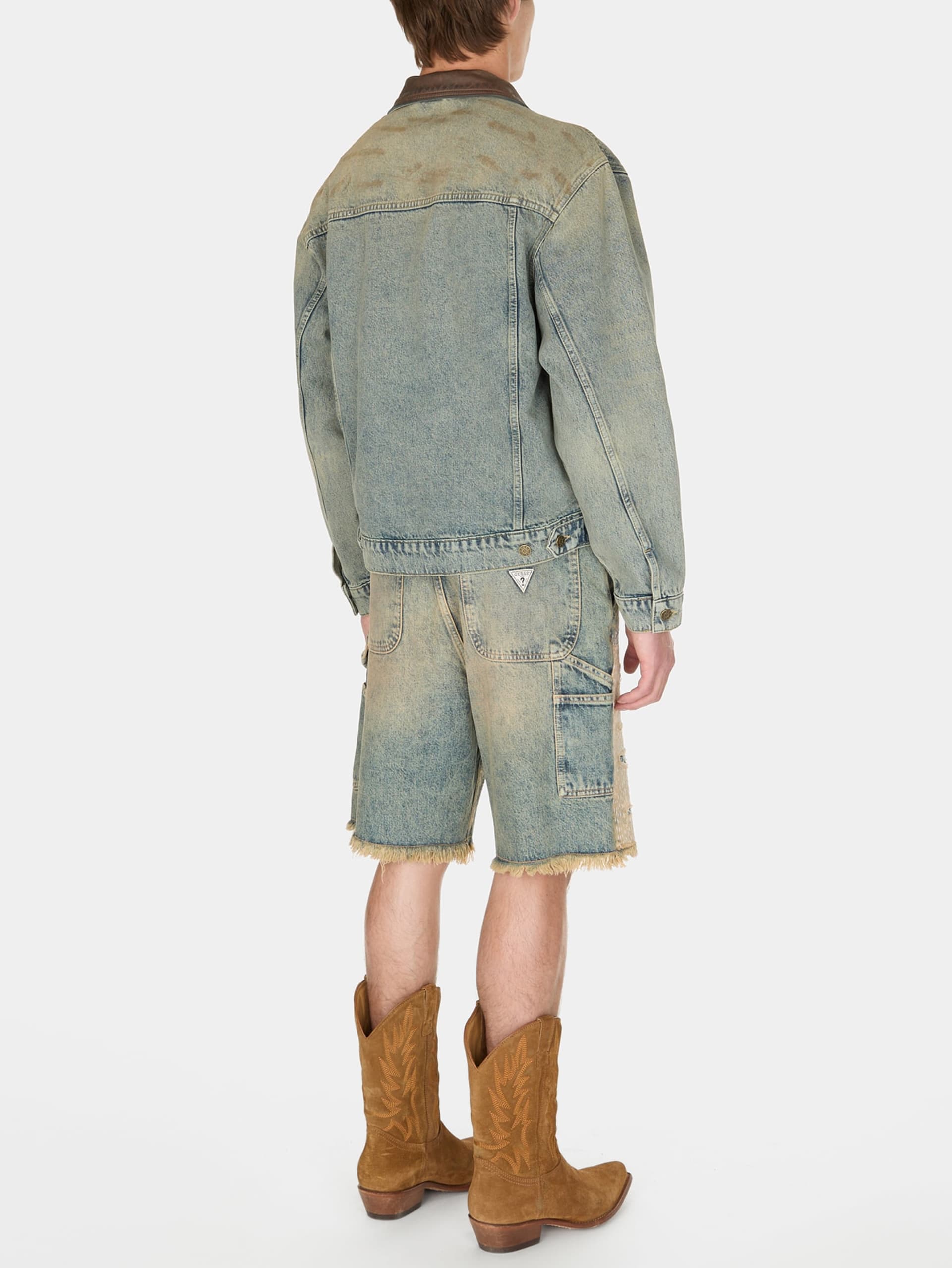 jaqueta trucker de denim lavado