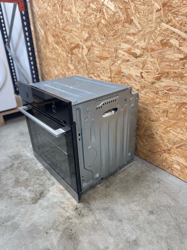 Voss indbygningsovn IEL600RF