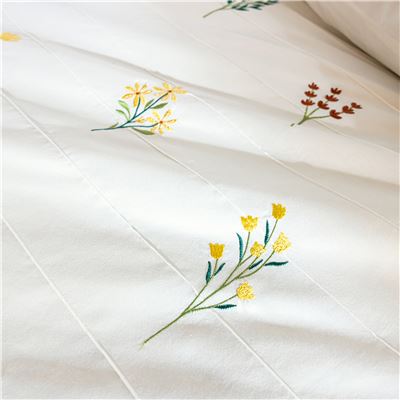 Linge de lit percale brodée
