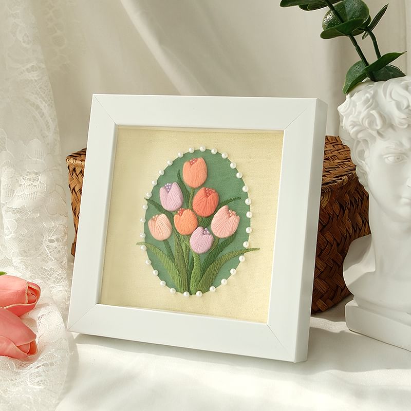 Embroidery Kingdom - DIY-borduurpakket met bloemen (verschillende ontwerpen)