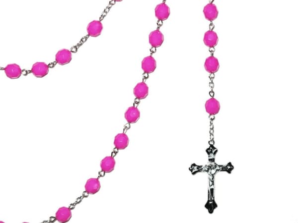 Rosenkrans / Kors halskjede Rosa perler