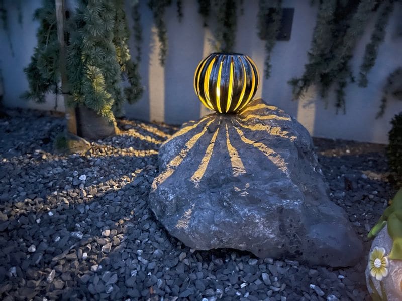 Dameco Solar Leuchte Metall rund LED Leuchte zum Aufstellen oder zum Stecken