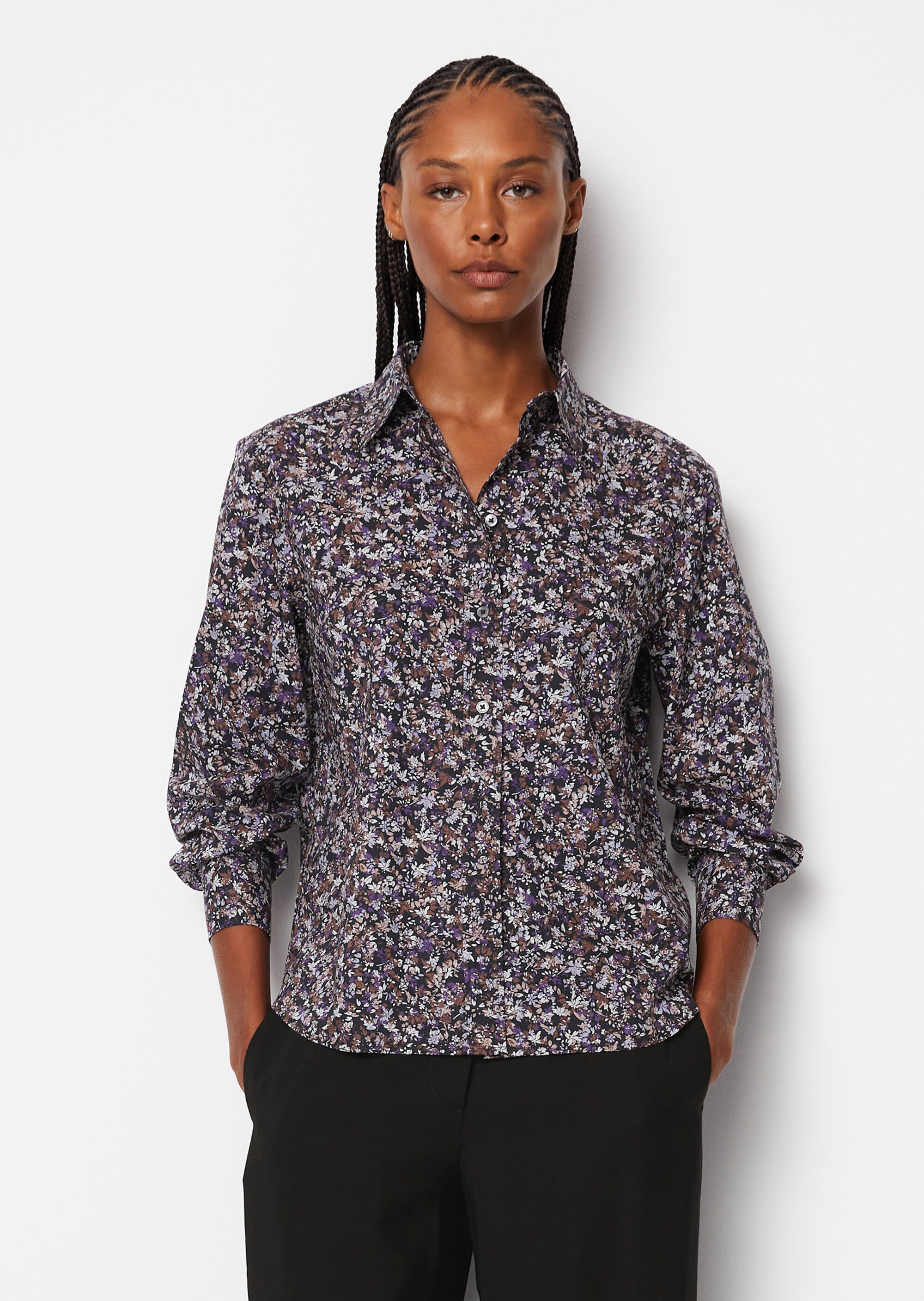 Ausgestellte Bluse mit Allover-Print aus Papertouch-Popeline