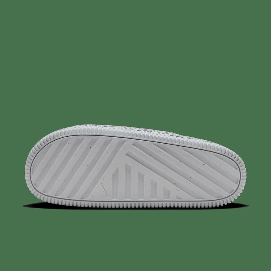 Nike Calm Electric