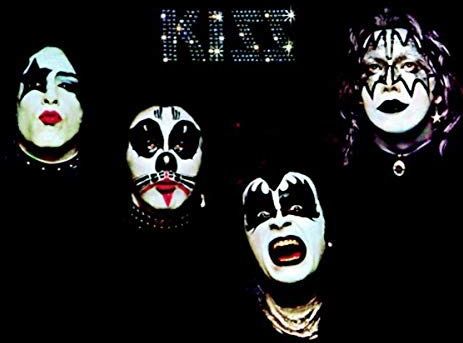 Kiss - Kiss