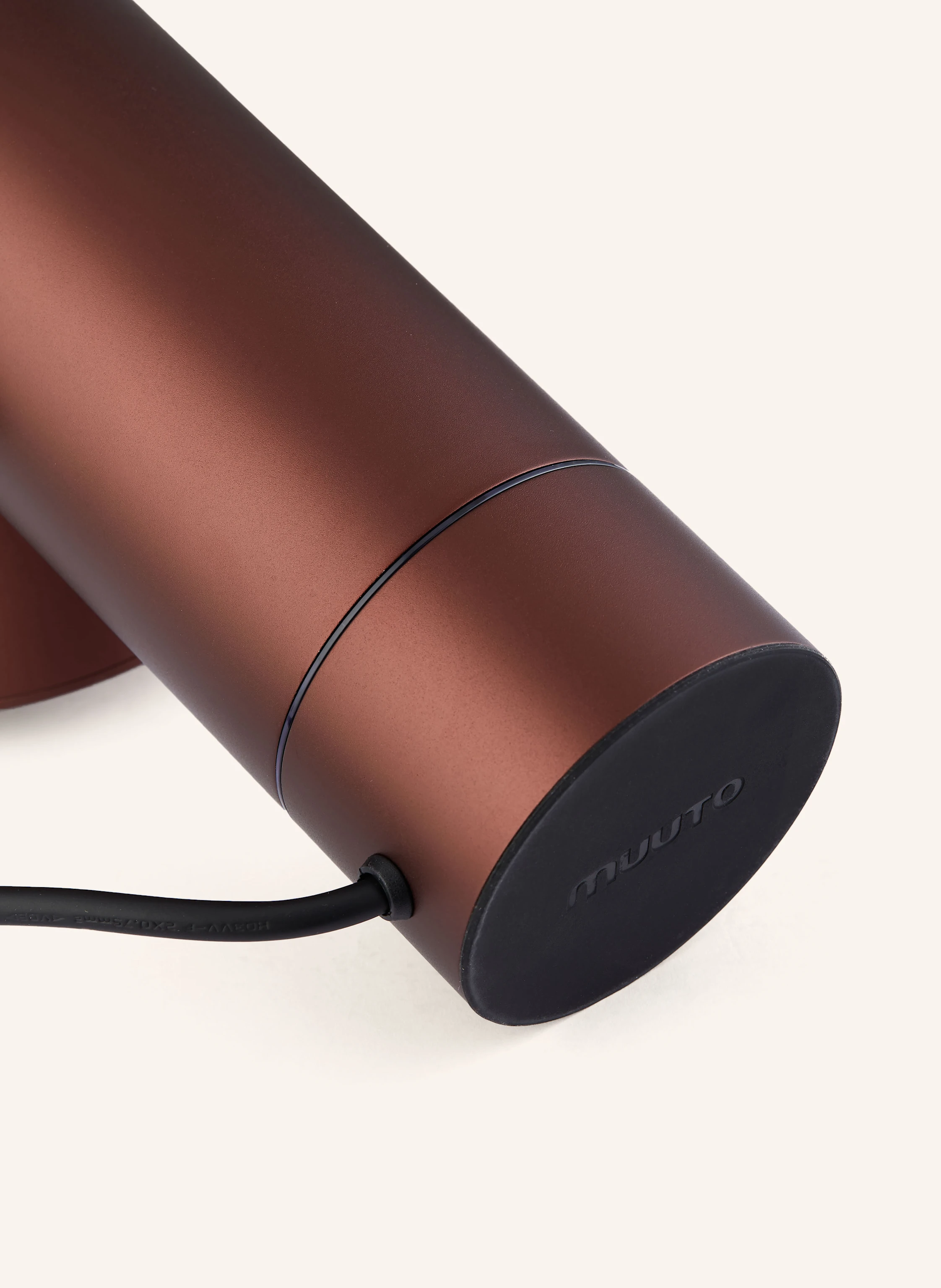 MUUTO Tischleuchte BEAM