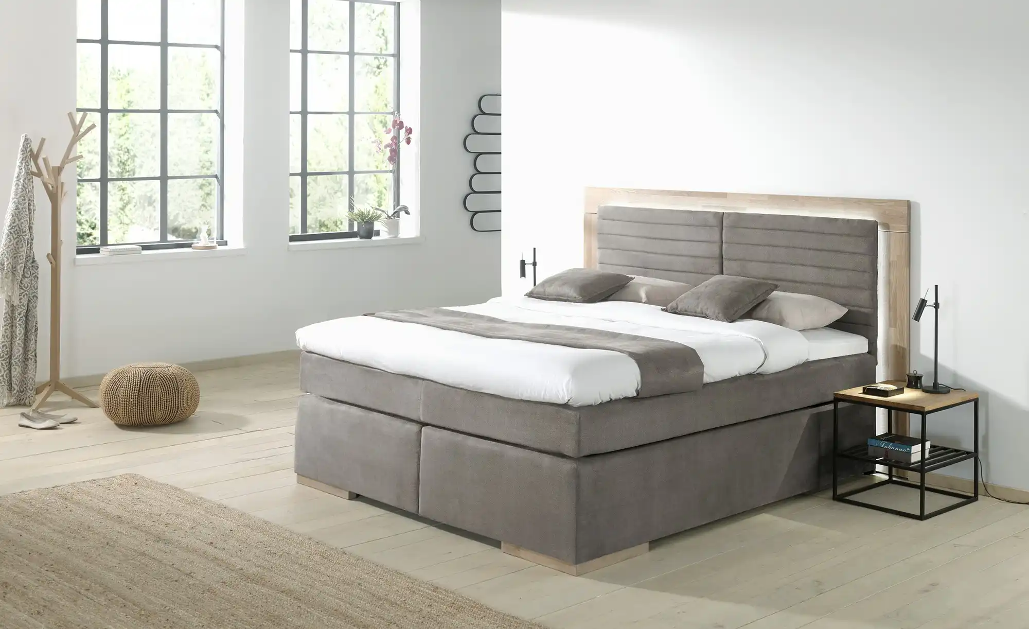 uno Massivholz-Boxspringbett mit LED-Beleuchtung Marlow 2