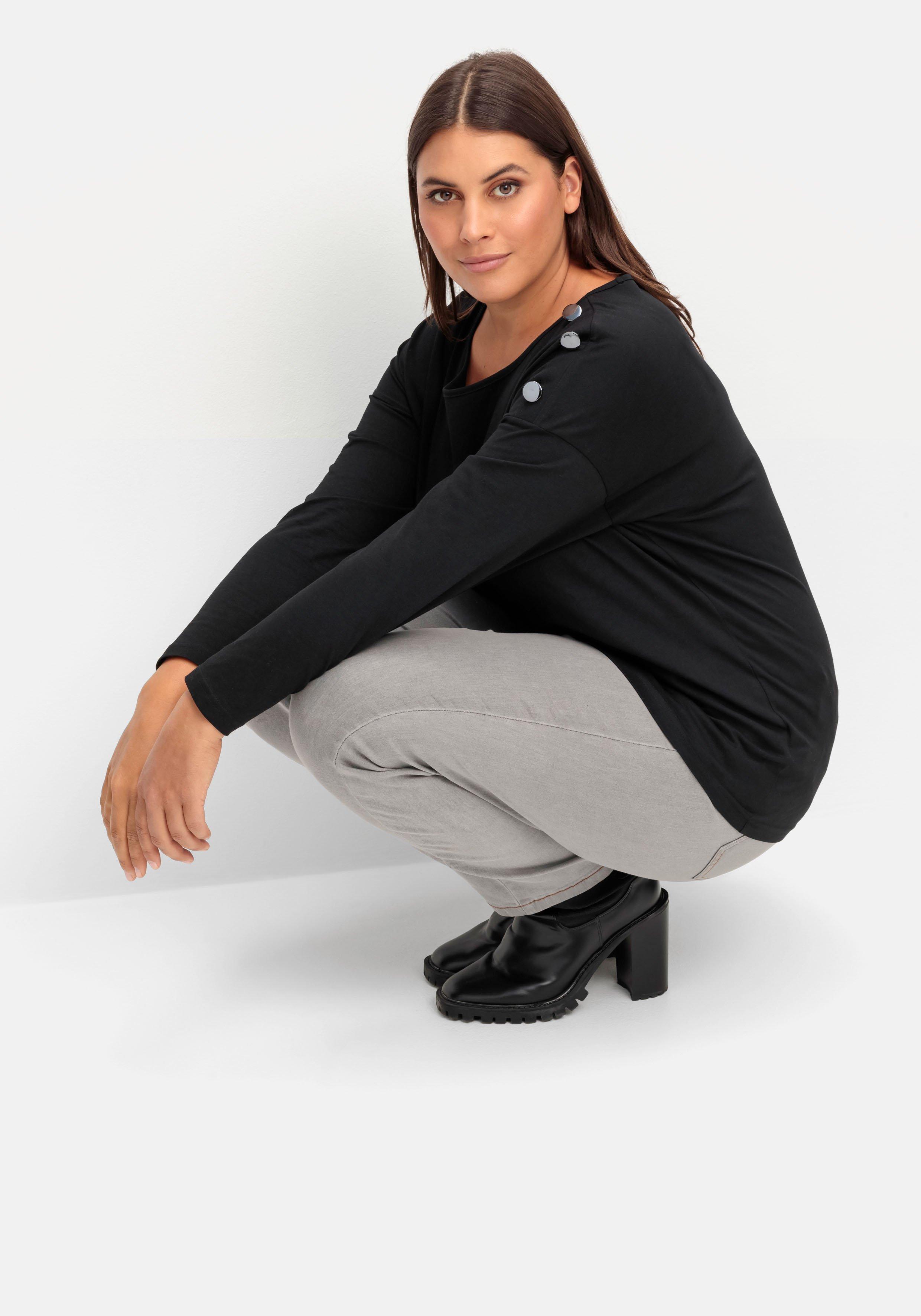 Langarmshirt mit Schmuckknöpfen auf der Schulter
