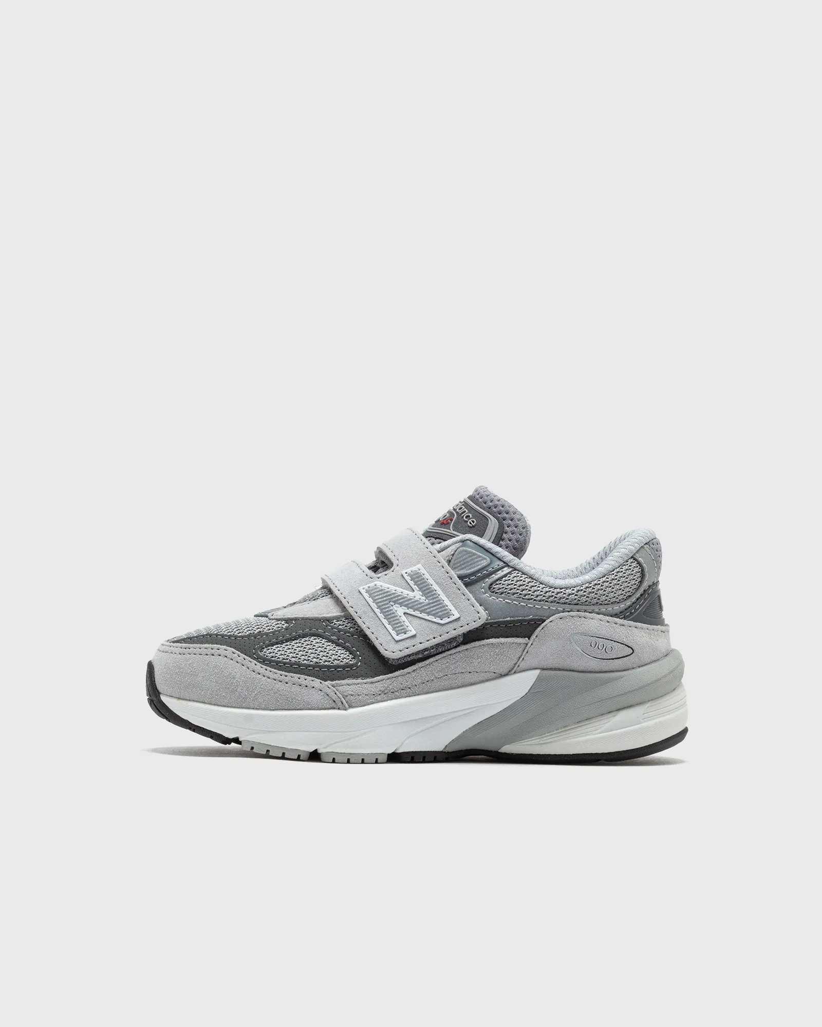 New Balance 990