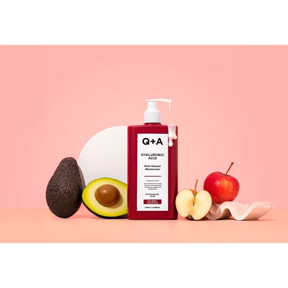 Q A Hyaluronic Acid Post-Shower Moisturiser - 250 ml.