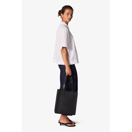 Adax Petra Skuldertaske, Black