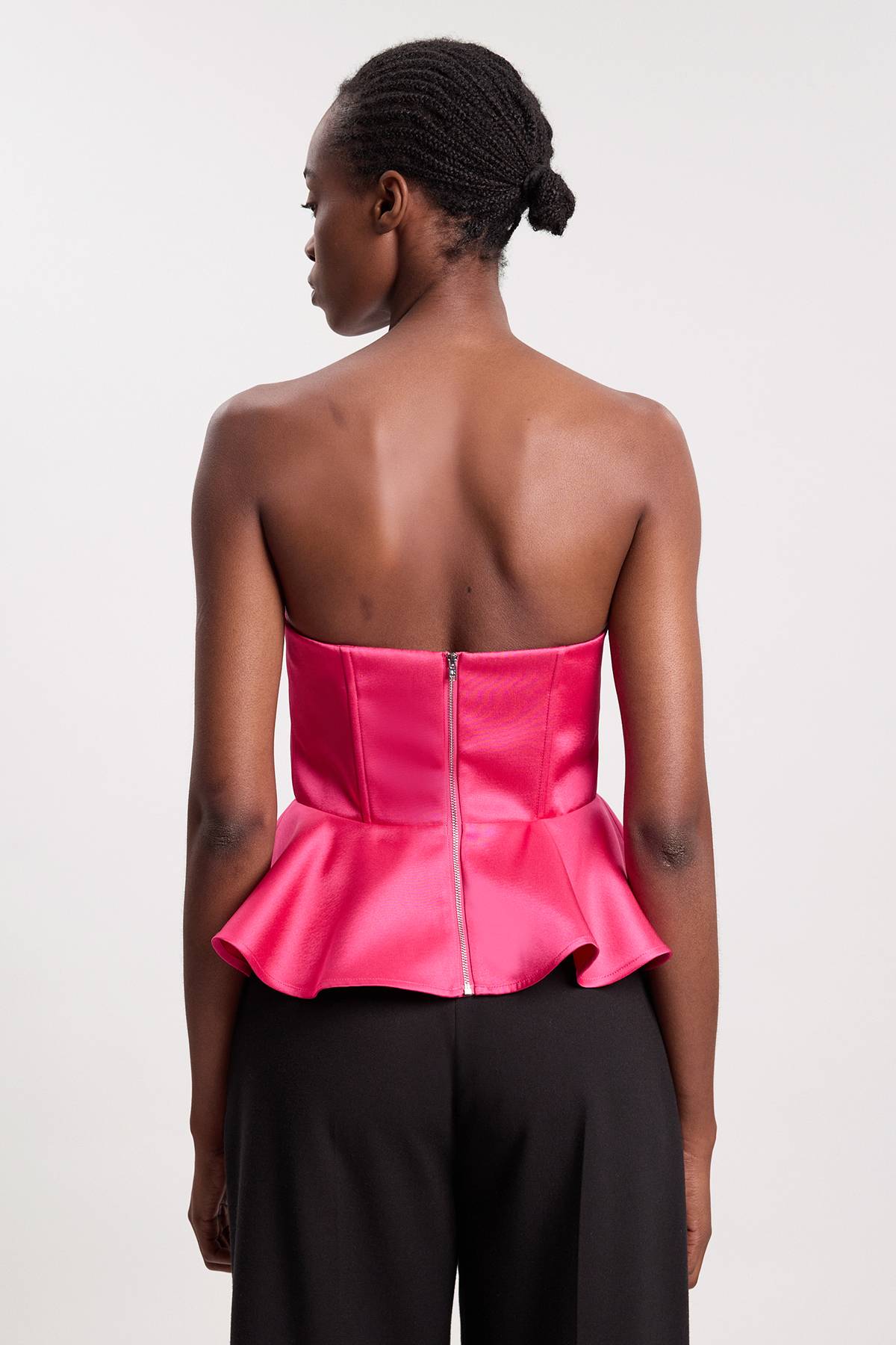 KarenMillen Haut Tissé En Satin Doublé Avec Détail Péplum