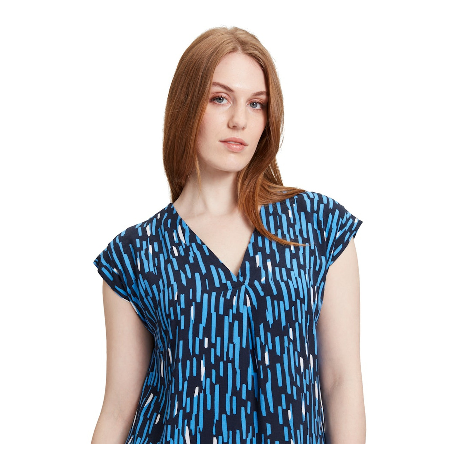 Betty & Co Kleid Kurz ohne Arm